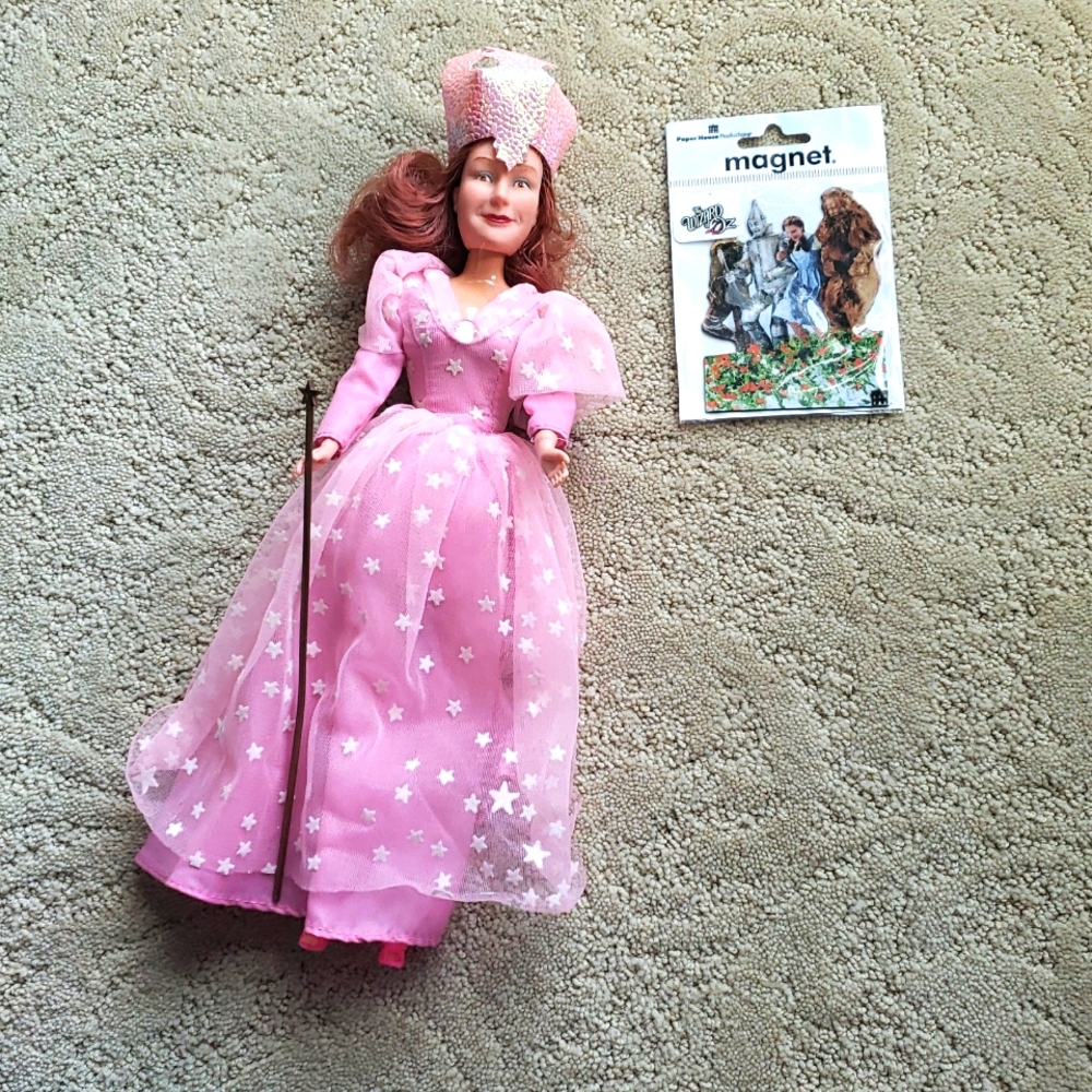 GLINDA DOLL- dated 1985- Wizard of Oz Magnet -Celebrate Wicked- For Good!!